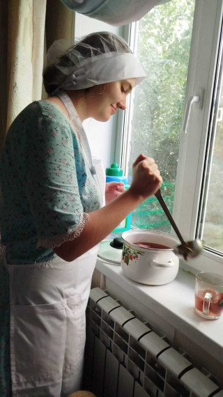День клубники.